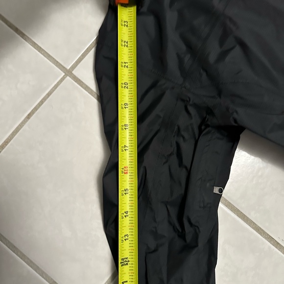 Marmot Light Weight Jacket - Picture 8 of 11